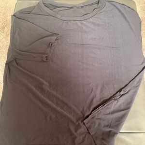 Lululemon Crop Tee Size 6